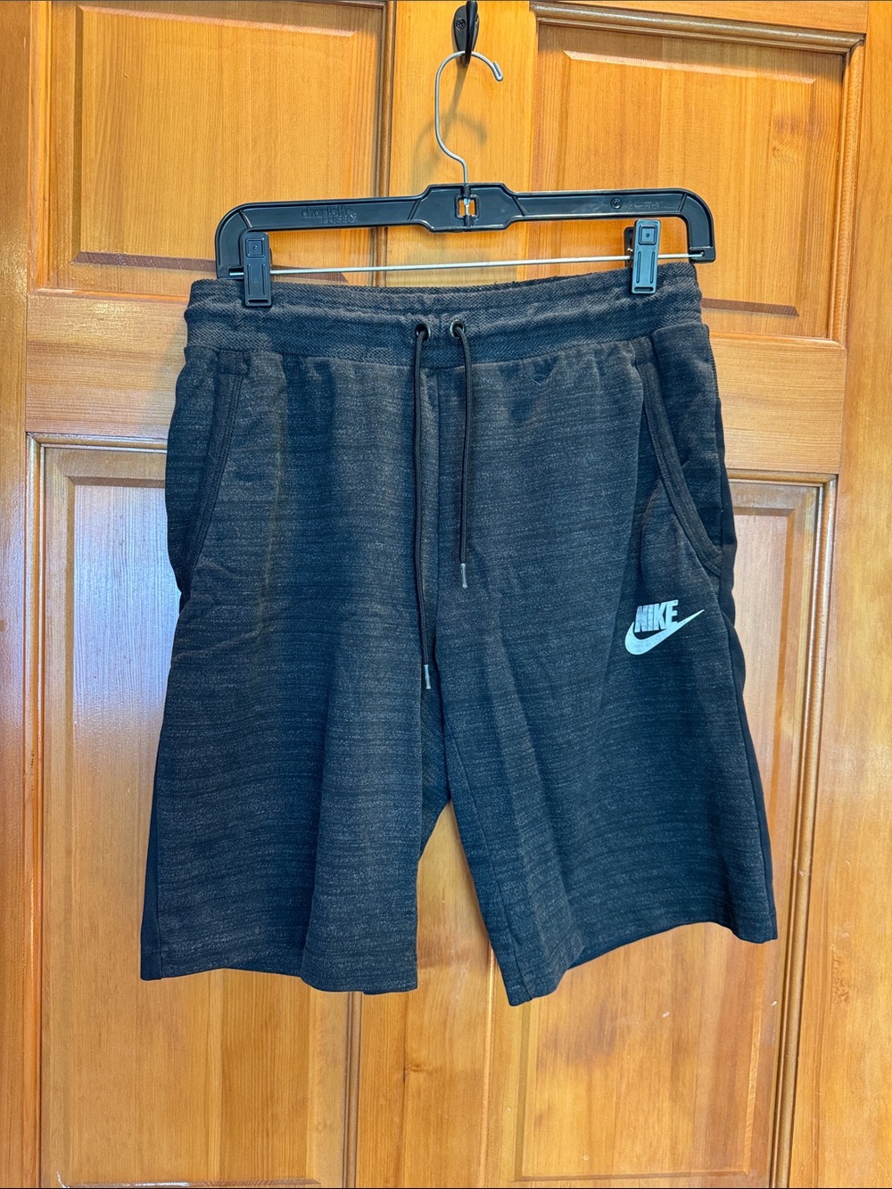 Nike Men's Dark Grey Heather Jersey Athletic Shorts with White Logo Small
